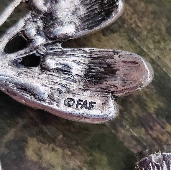 2 Vintage Designer Dragonfly Brooches - Picture 5 of 7